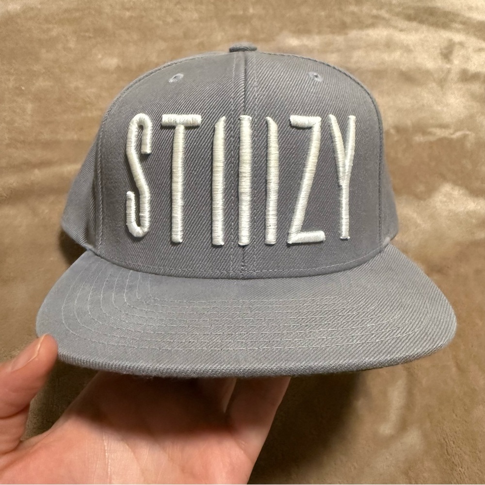STIIIZY Gray Snapback Flat Bill Baseball Cap New